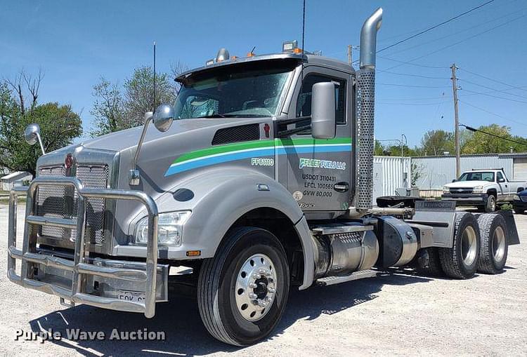 2018 Kenworth T880 Equipment Image0