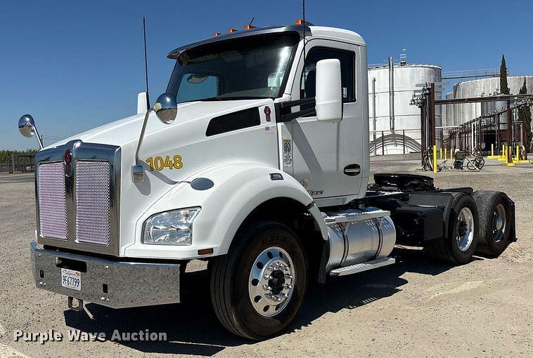 Image of Kenworth T880 Primary image