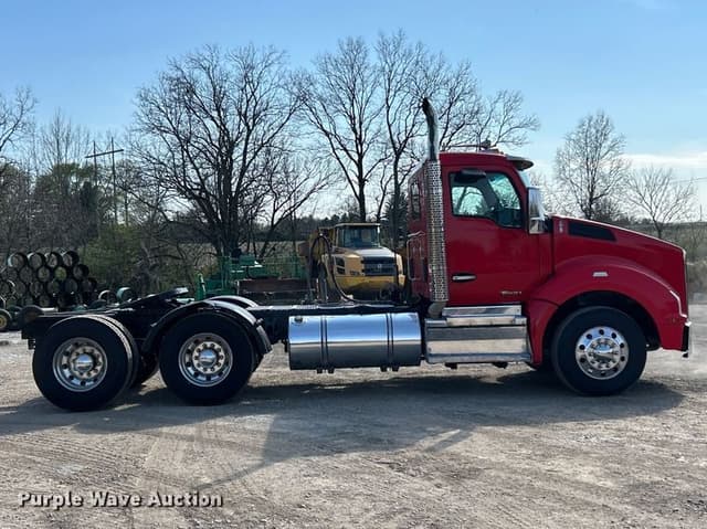 Image of Kenworth T880 equipment image 3