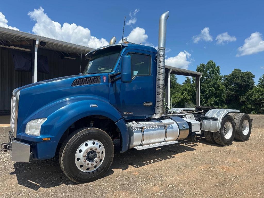 Image of Kenworth T880 Primary image