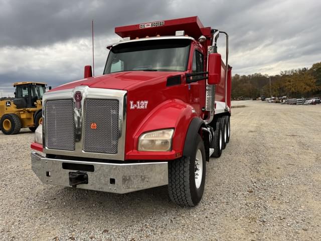 Image of Kenworth T880 equipment image 1