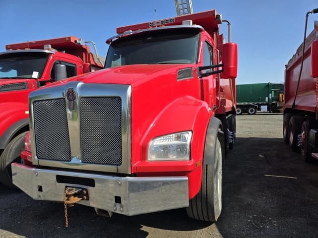 Image of Kenworth T880 equipment image 1