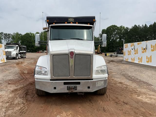 Image of Kenworth T880 equipment image 1