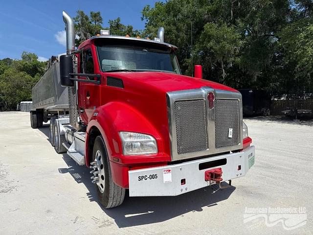 Image of Kenworth T880 equipment image 2