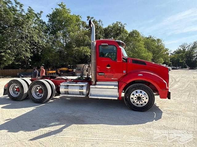 Image of Kenworth T880 equipment image 3