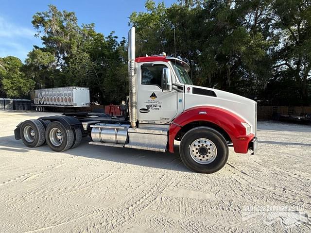 Image of Kenworth T880 equipment image 3