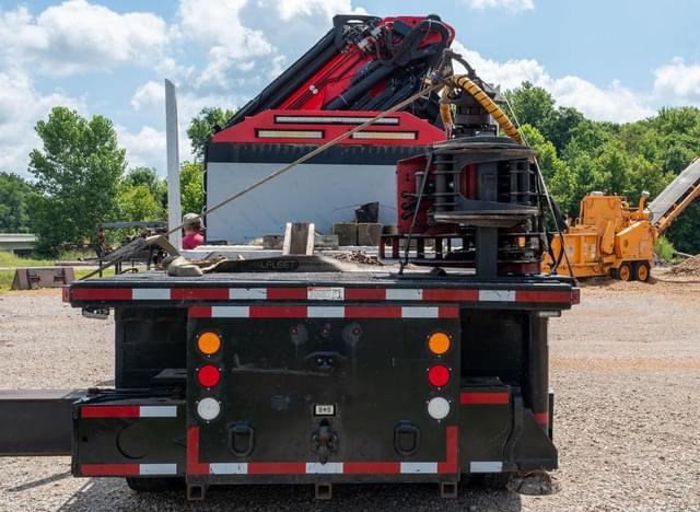 Image of Kenworth T880 equipment image 4