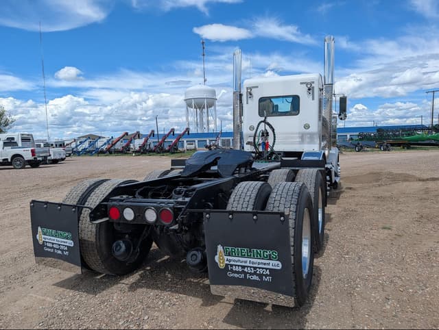 Image of Kenworth W900 equipment image 3