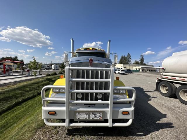 Image of Kenworth W900 equipment image 1