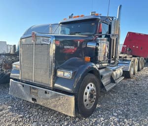 2018 Kenworth W900 Image
