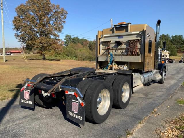 Image of Kenworth W900 equipment image 4