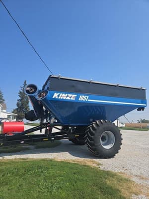 2018 Kinze 1051 Image