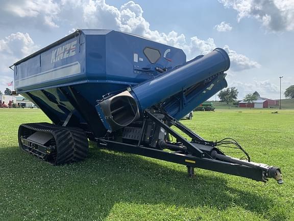 Image of Kinze 1100 equipment image 4