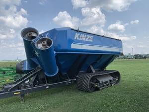 2018 Kinze 1100 Image