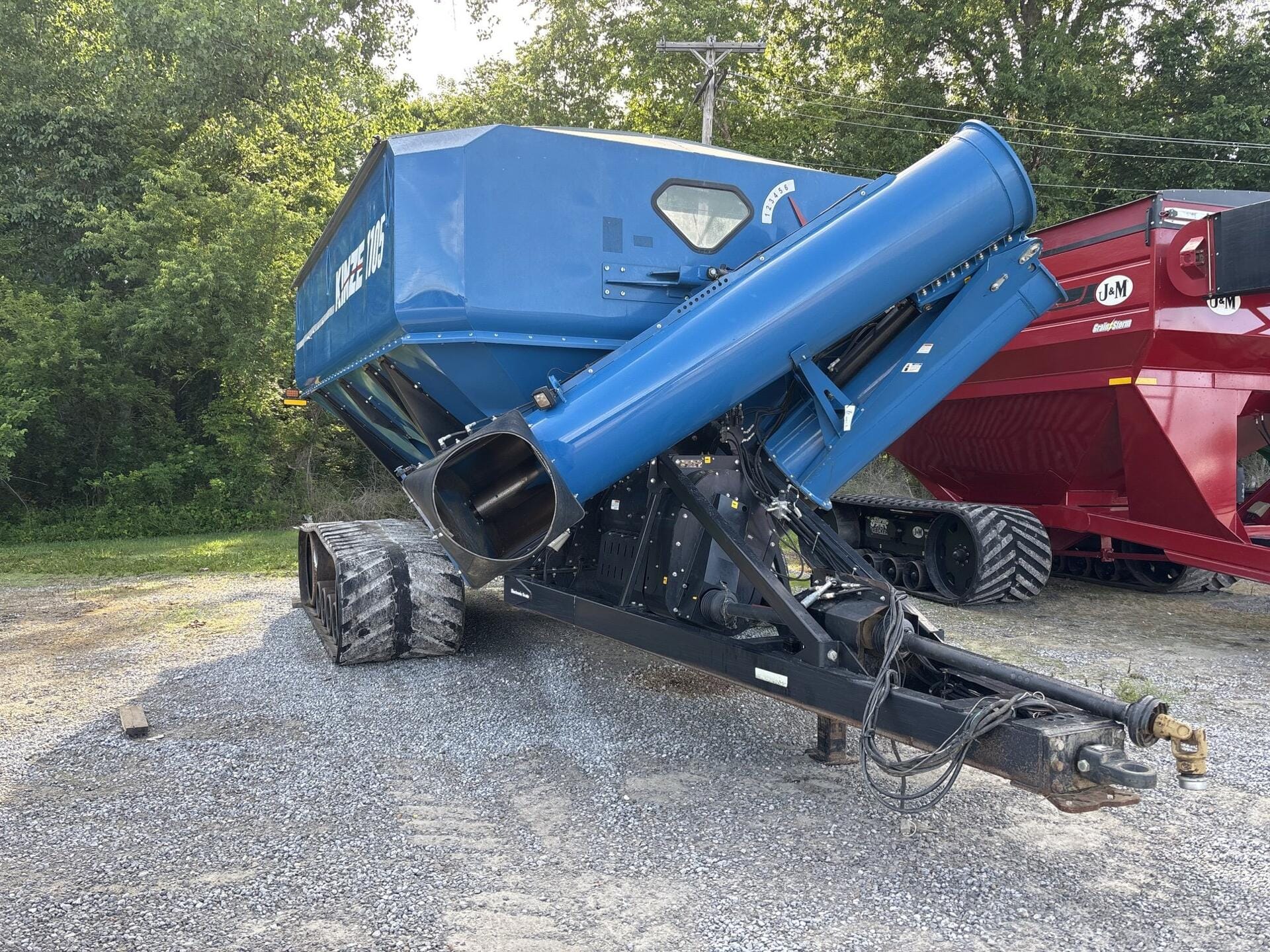 2018 Kinze 1105 Equipment Image0