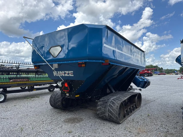 Image of Kinze 1105 equipment image 2