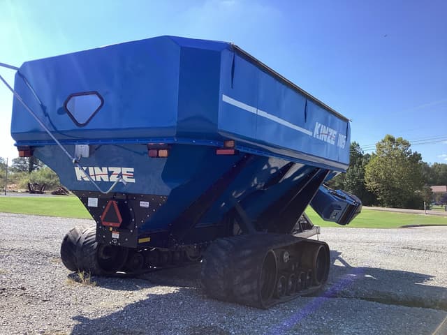 Image of Kinze 1105 equipment image 2