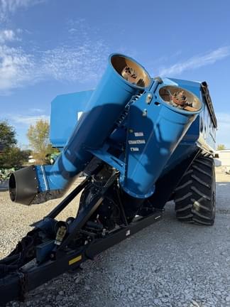 Image of Kinze 1105 equipment image 1