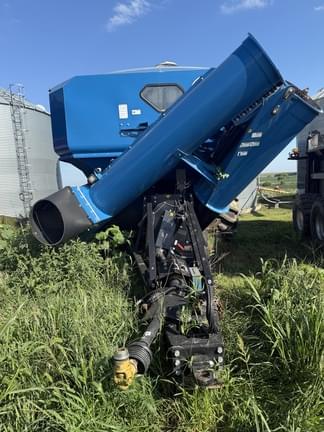 Image of Kinze 1105 equipment image 2