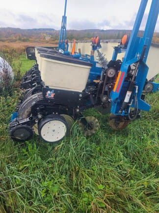 Image of Kinze 3000 equipment image 2
