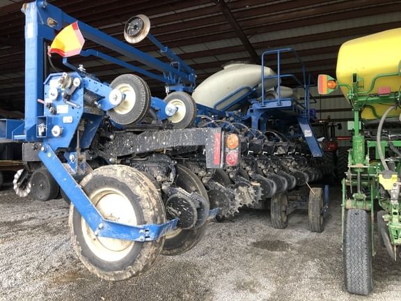 Main image Kinze 3600