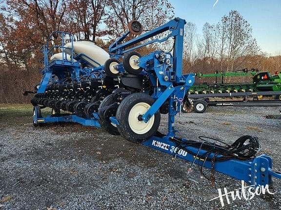 Image of Kinze 3600 Primary image