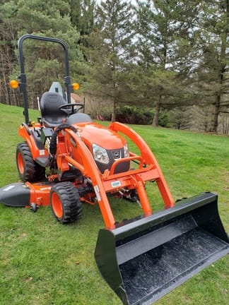 Main image Kioti CS2210