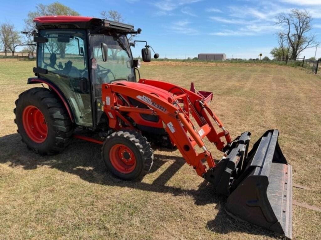 2018 Kioti DK4210 Equipment Image0