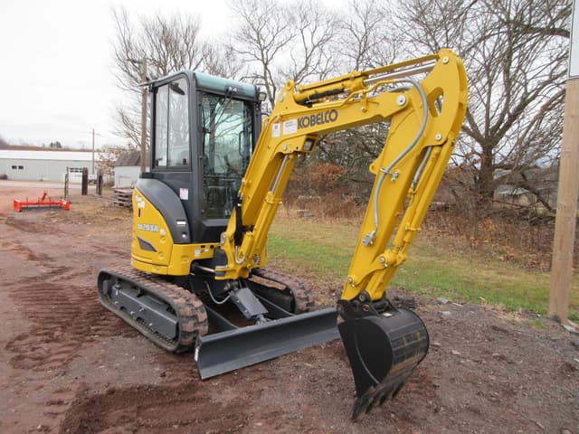Image of Kobelco SK25SR equipment image 4