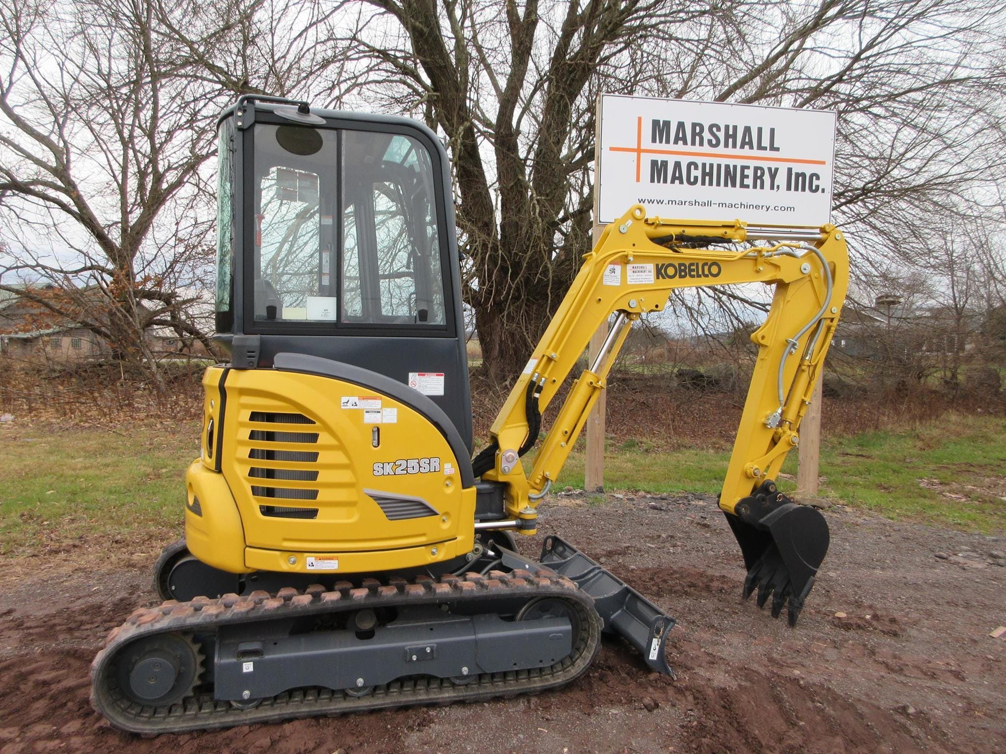 2018 Kobelco SK25SR Equipment Image0