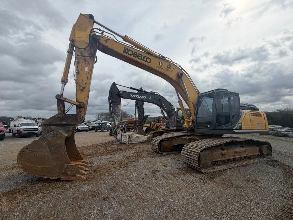 2018 Kobelco SK300LC-10 Equipment Image0