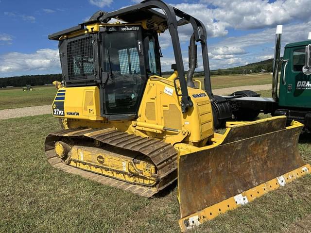 Image of Komatsu D37PX-24 equipment image 1