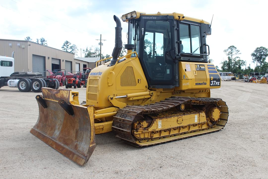 Image of Komatsu D37PX-24 Primary image