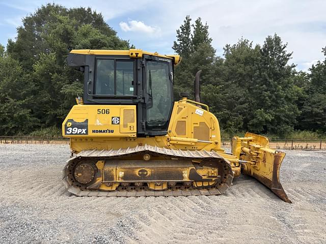 Image of Komatsu D39PX-24 equipment image 2