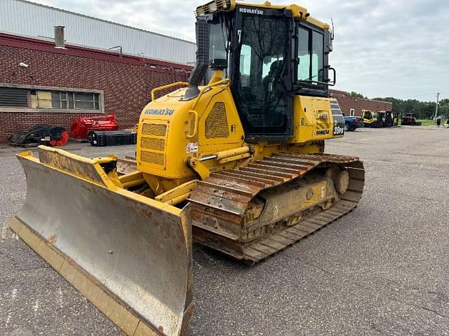 Image of Komatsu D39PX equipment image 3