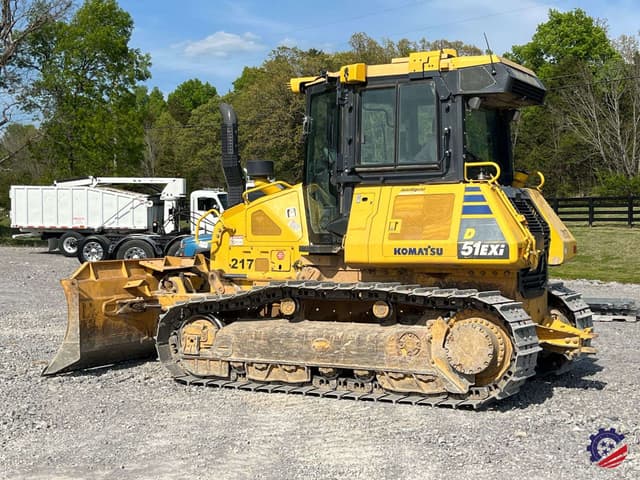 Image of Komatsu D51EXI-24 equipment image 2