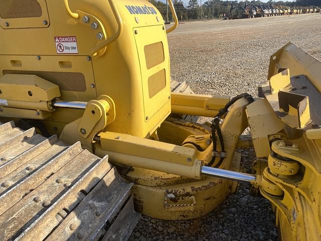 Image of Komatsu D51PXI-24 equipment image 4