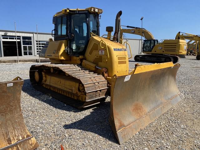 Image of Komatsu D61PXi-24 equipment image 3