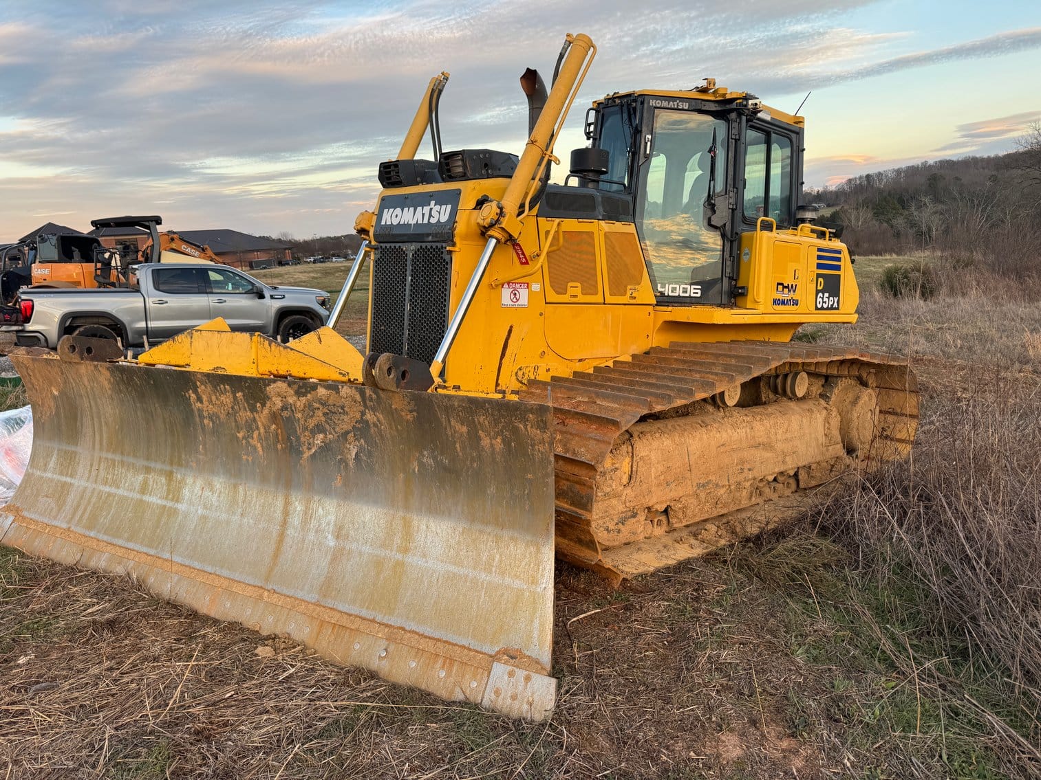 2018 Komatsu D65PX-18 Equipment Image0