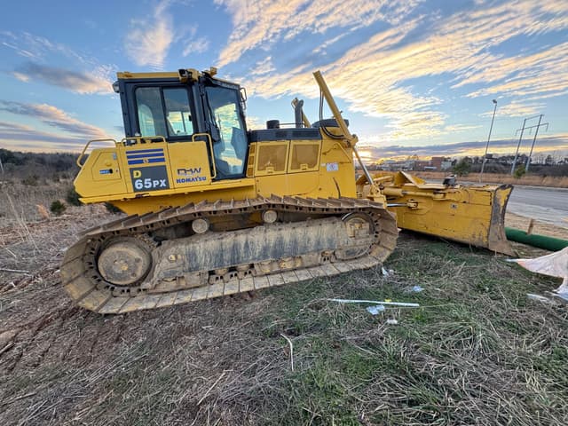Image of Komatsu D65PX-18 equipment image 3