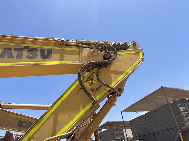 Image of Komatsu PC200LC-8 equipment image 2