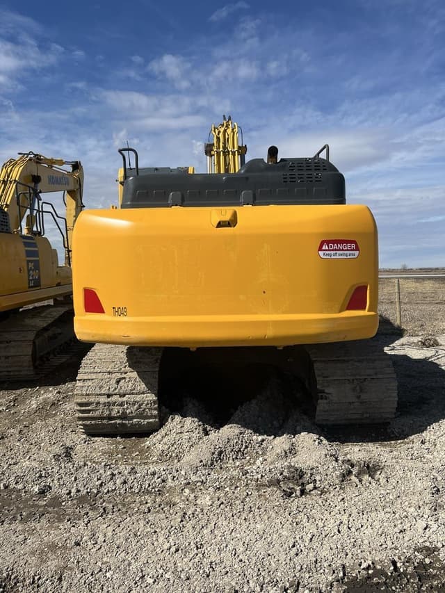 Image of Komatsu PC210 LC-11 equipment image 4