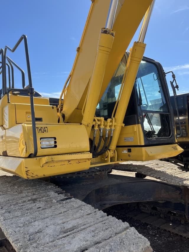 Image of Komatsu PC210 LC-11 equipment image 3
