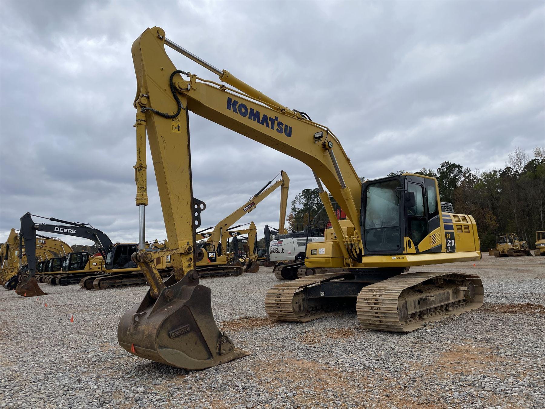 Main image Komatsu PC210 LC-11