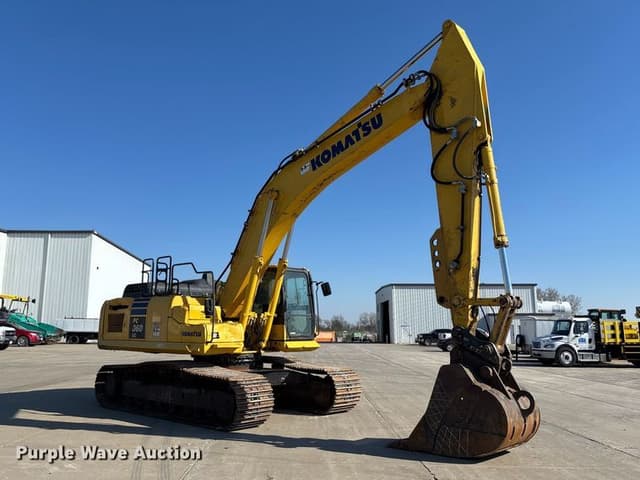 Image of Komatsu PC360LC-11 equipment image 2