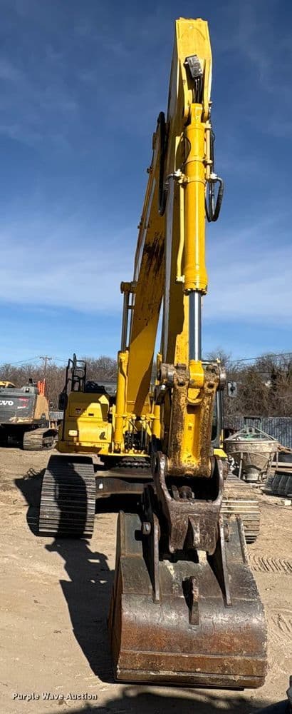 Image of Komatsu PC360LC equipment image 1