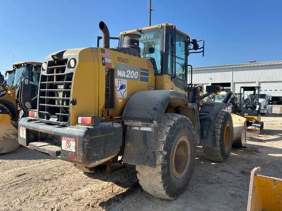Image of Komatsu WA200-8 equipment image 1