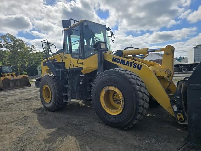 Image of Komatsu WA380-8 equipment image 3