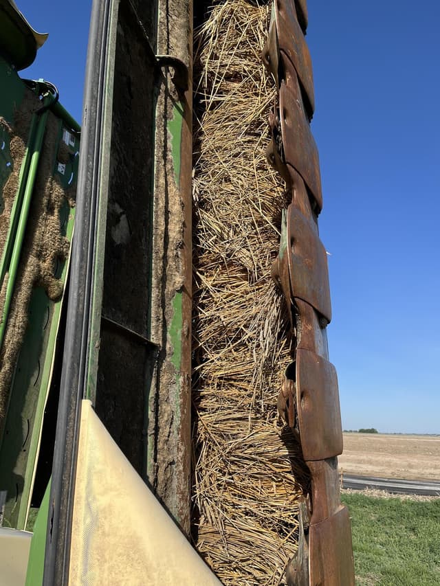 Image of Krone EasyCut B1000CV equipment image 4