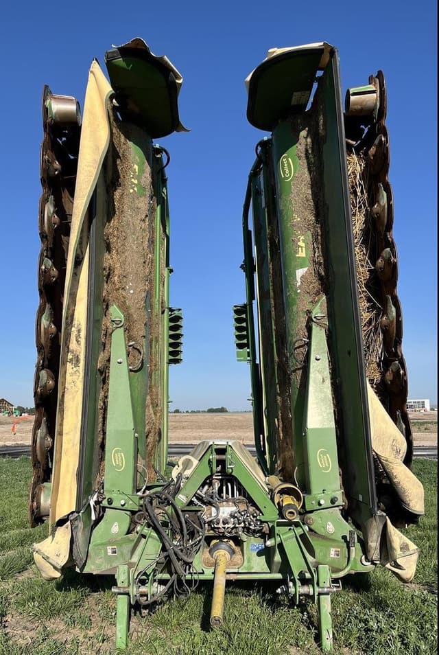 Image of Krone EasyCut B1000CV equipment image 2